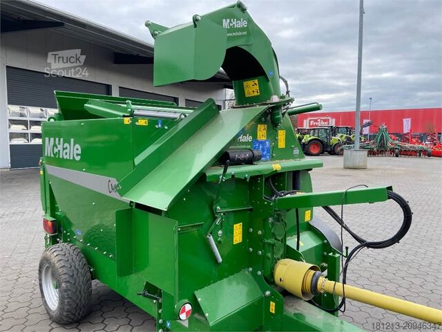 Landbruksmaskin  McHale Silgaeverteiler und Strohhäcksler "C 460"