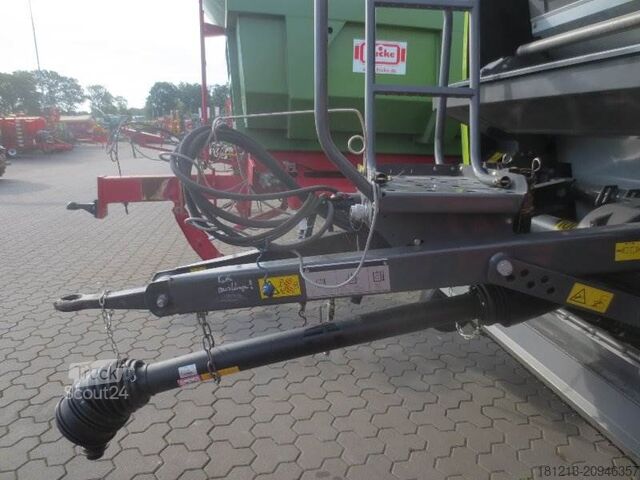 Technologia siana CLAAS VARIANT 385 RC PRO