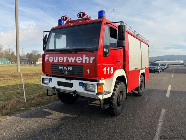 Camion de pompiers MAN 10.224