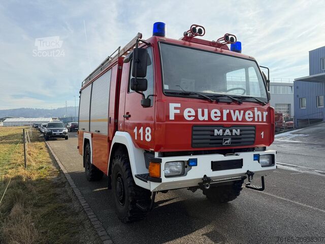 Camion de pompiers MAN 10.224