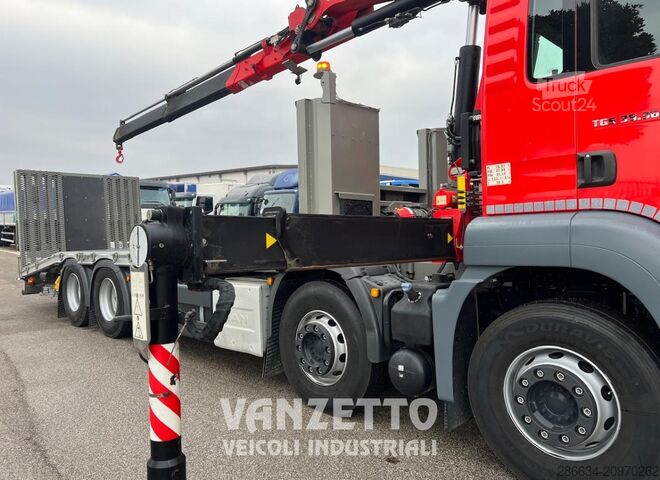 Plošča z rampami in žerjavom MAN TGS 35.360