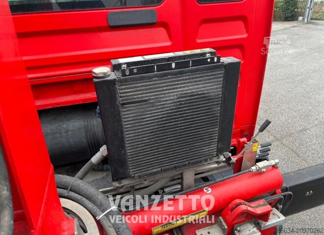 Plošča z rampami in žerjavom MAN TGS 35.360