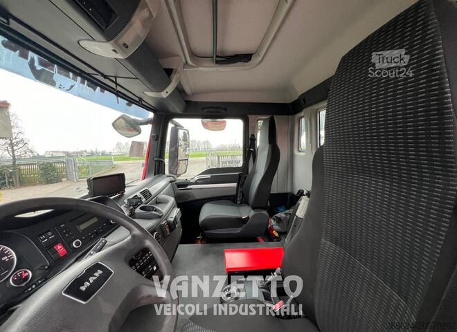 Plošča z rampami in žerjavom MAN TGS 35.360