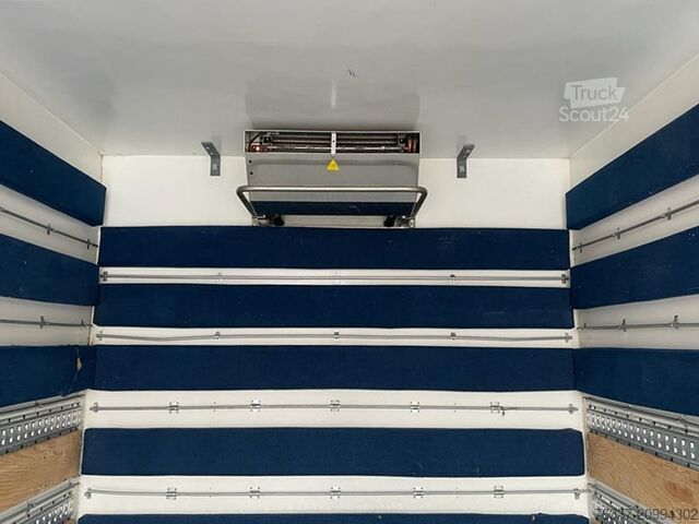 Transporteur de fleurs MAN TGL 10.220 TGL 10.220 Doka Blumentransporter