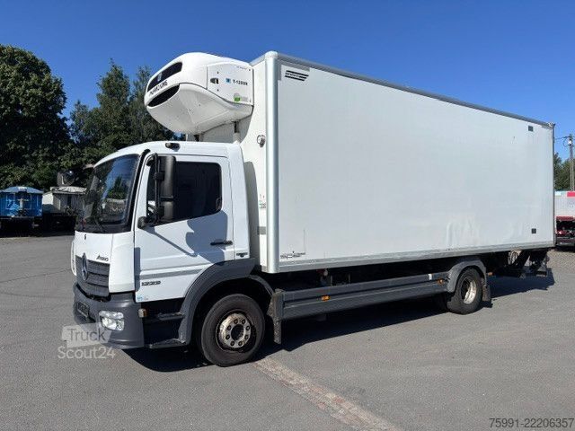 Рефрижераторный грузовик MERCEDES-BENZ Atego 3 Kühlkoffer Thermoking Ladebordwand Cools