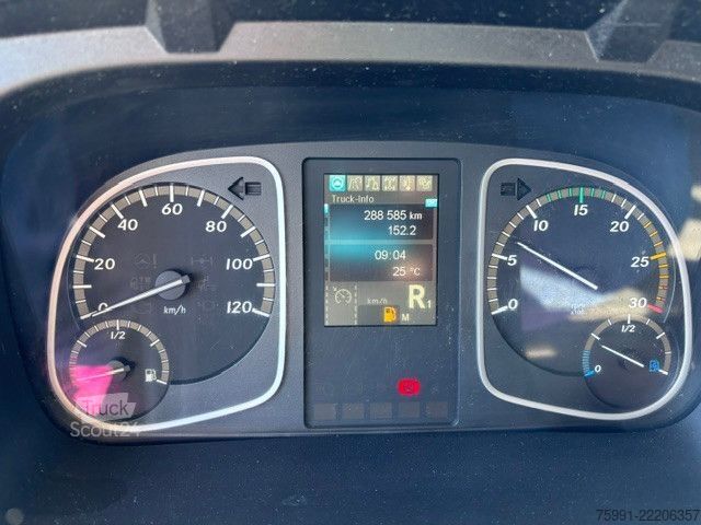 Рефрижераторный грузовик MERCEDES-BENZ Atego 3 Kühlkoffer Thermoking Ladebordwand Cools