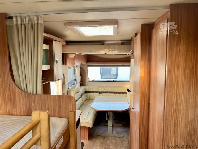 Caravane BÜRSTNER 510 TK Averso Plus Vorzelt Etagen Hubbett