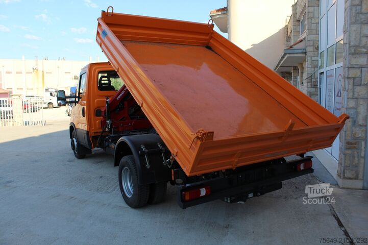 Grue à tour Iveco Daily 70C18H 4x2 Daily 70C18H 4x2 mit Kran HMF 340-K3, Funk