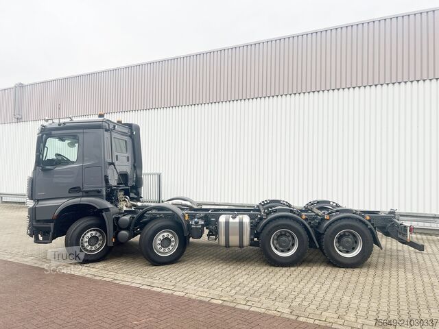 Camion-benne tricar Mercedes-Benz Arocs 3251 L 8x4/4 Arocs 3251 L 8x4/4, Motorabtrieb