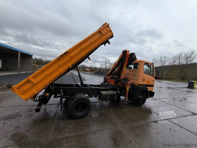 Three-sided tipper truck Mercedes-Benz 814 K