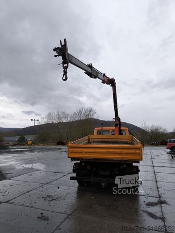 Three-sided tipper truck Mercedes-Benz 814 K