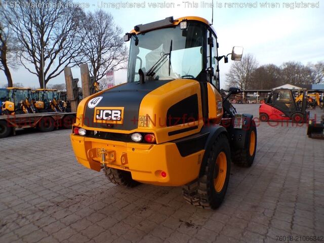 Cargador JCB 409 40km/h