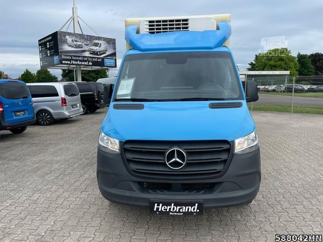 Koelwagen met geïsoleerde laadbak MERCEDES-BENZ Sprinter 317 CDI  *Tiefkühlkoffer*Seitentür*AUT