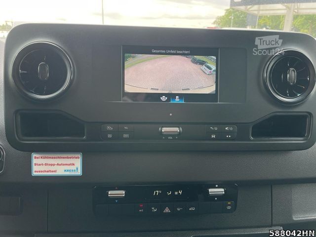 Koelwagen met geïsoleerde laadbak MERCEDES-BENZ Sprinter 317 CDI  *Tiefkühlkoffer*Seitentür*AUT