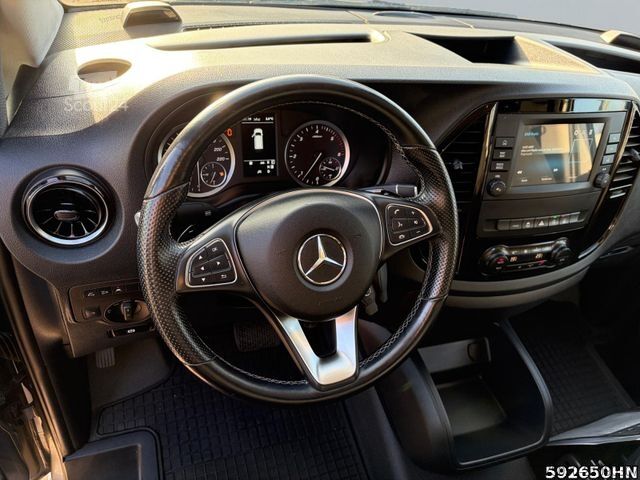 Minibus MERCEDES-BENZ Vito 119 CDI *4x4*LED*AHK2,5t*Autom.*Distronic*