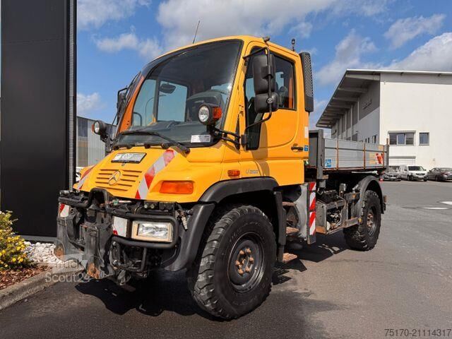 Iekraušanas platforma Mercedes-Benz Unimog U300 4x4 Vario-Pilot