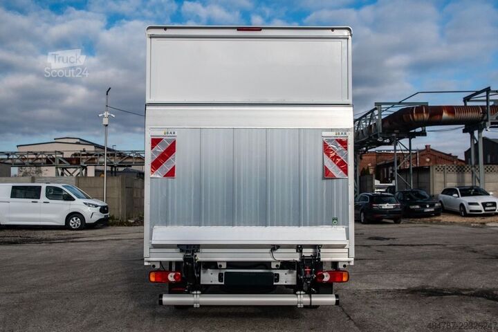 Furgon skrzyniowy RENAULT Master XDD 170PS Koffer 8 PAL LBW