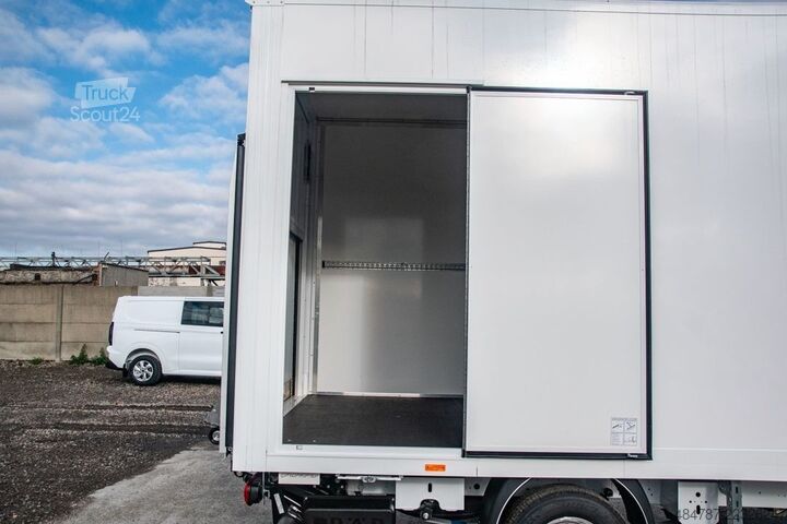 Furgon skrzyniowy RENAULT Master XDD 170PS Koffer 8 PAL LBW
