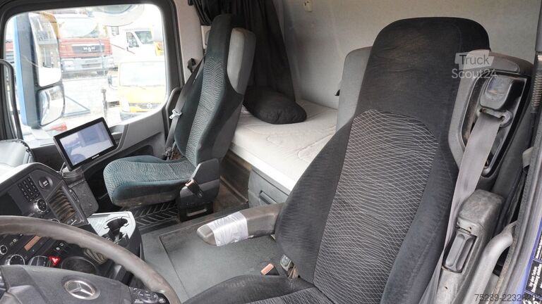 Tre-sidet tipbil MERCEDES-BENZ Arocs 2642 Kipper Dreiseitenkipper Klima  6x4