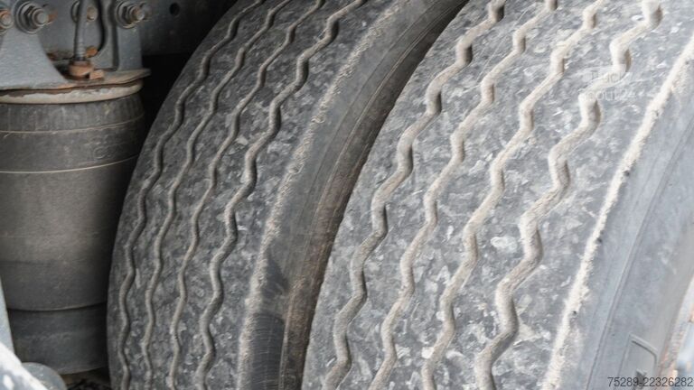 Tre-sidet tipbil MERCEDES-BENZ Arocs 2642 Kipper Dreiseitenkipper Klima  6x4