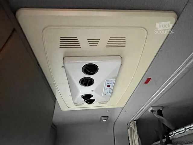 Standard-SZM DAF XF 105.510 - FTG Lift/Steering axle - 580.000km...