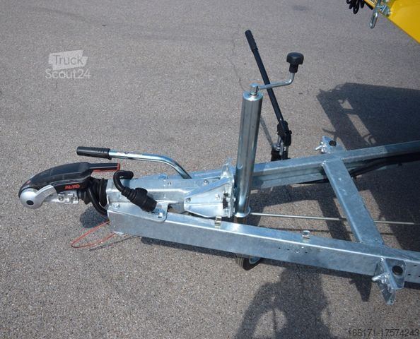 Přepravník automobilů  Autotransporter FORMULA 30.50 3000kg 5,0x2,10 m