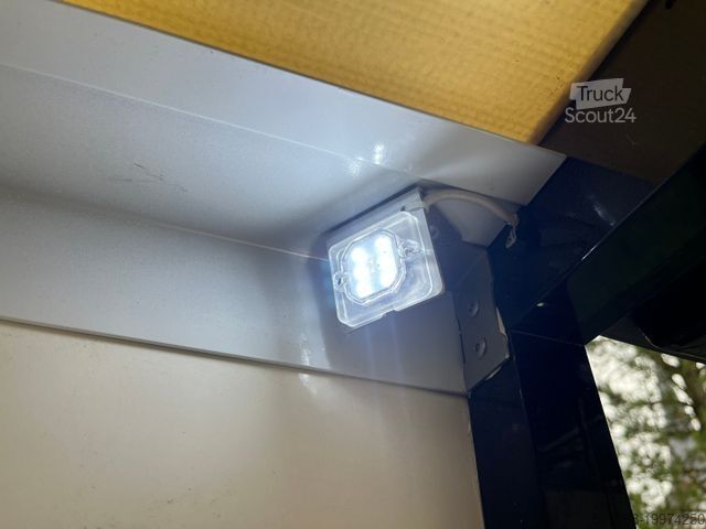 Transporter mit Koffer VOLKSWAGEN CRAFTER XXL KOFFER LBW KAMERA NAVI KLIMA 1.HAND