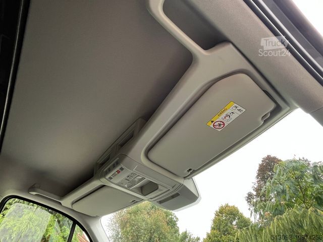 Transporter mit Koffer VOLKSWAGEN CRAFTER XXL KOFFER LBW KAMERA NAVI KLIMA 1.HAND