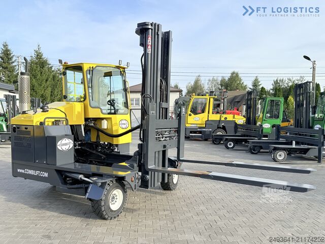 Carretilla retráctil de 4 vías Combilift C5000XL GAS TRIPLEX 6000 EXTENDABLE FORK