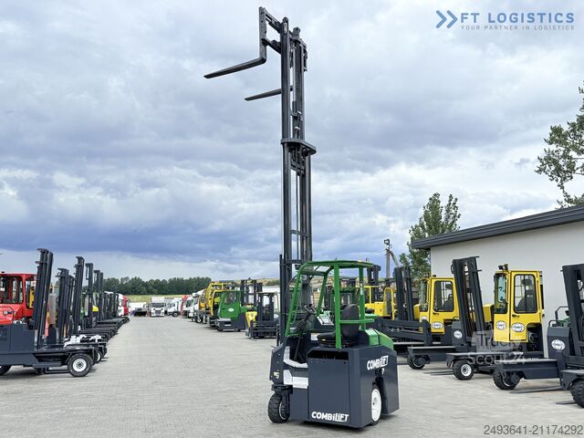 Vierwegestapler COMBILIFT CBE2500 TRIPLEX 5500 FORK POSITIONER