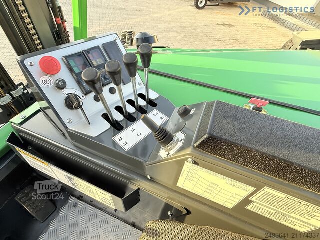 Vierwegestapler Combilift CB4000 GAS TRIPLEX 5200 POSITIONER