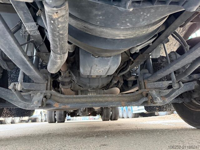 Benne fermée DAF LF 45.210 CLOSED BOX / KOFFER - *144.000km* - E...