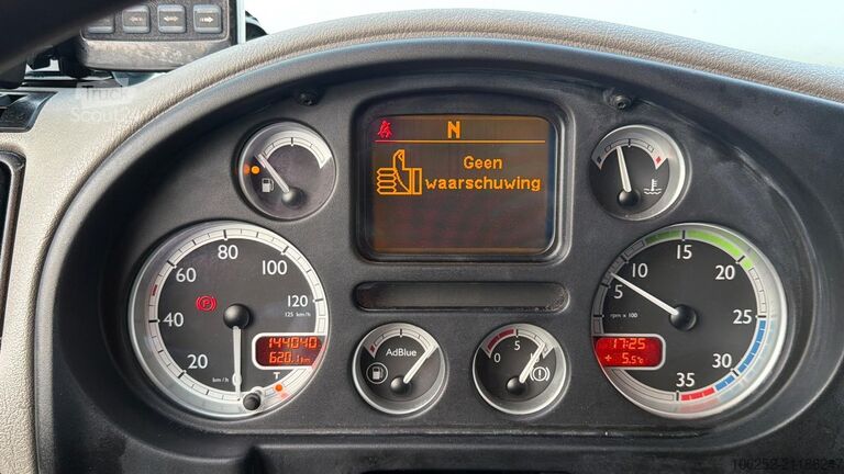 Benne fermée DAF LF 45.210 CLOSED BOX / KOFFER - *144.000km* - E...