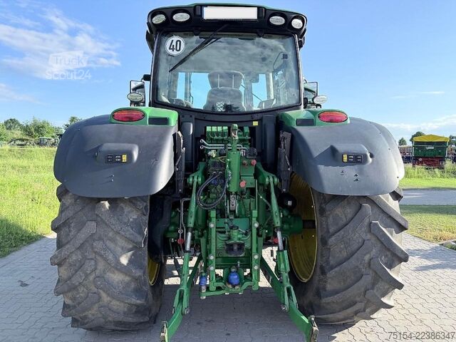Traktorius John Deere 6155R
