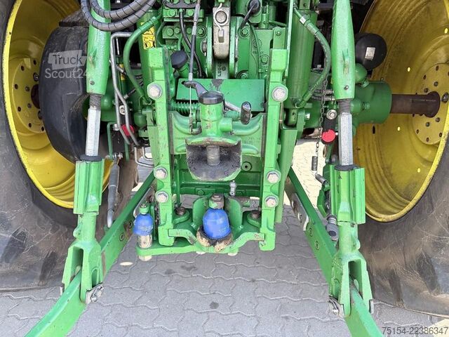 Traktorius John Deere 6155R