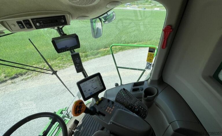 Mietitrebbia John Deere T560i HillMaster