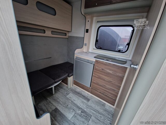 Predajný príves trailershop Sport Transport Koffer Wohnabteil