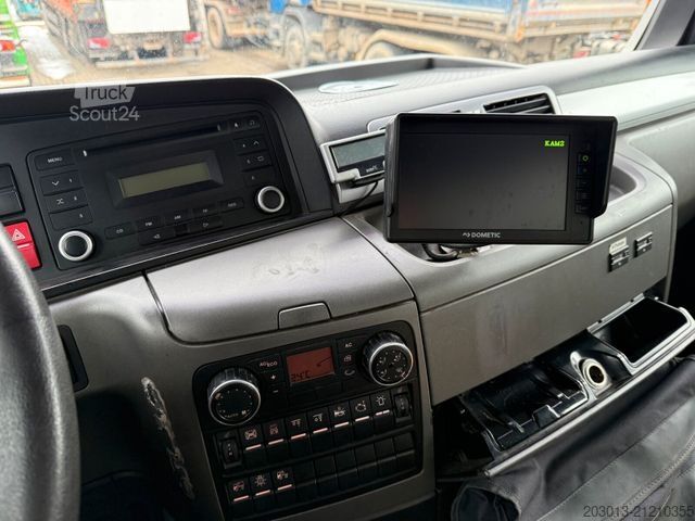 Vacuum tank truck MAN 28.400 6x2 Kanalreiniger Kombi MÜLLER 10.500 L