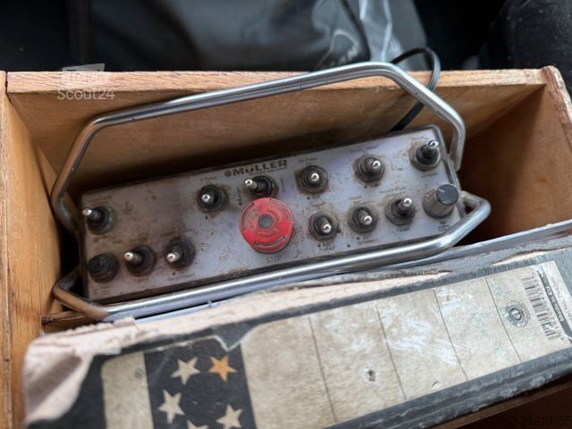 Vacuum tank truck MAN 28.400 6x2 Kanalreiniger Kombi MÜLLER 10.500 L