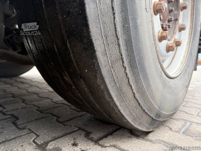 Vacuum tank truck MAN 28.400 6x2 Kanalreiniger Kombi MÜLLER 10.500 L