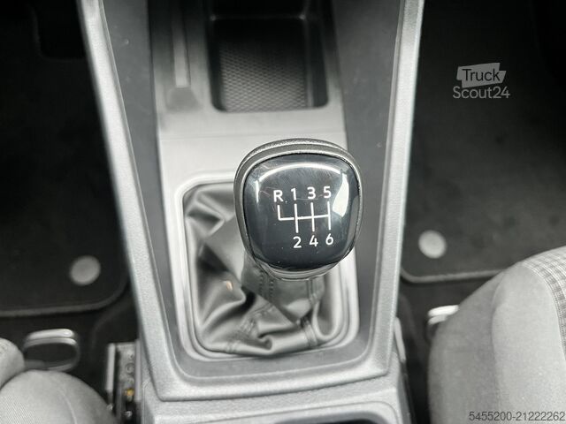 High-roof van Volkswagen Caddy Cargo 2.0 TDI Airco Cruise controle Trekh...