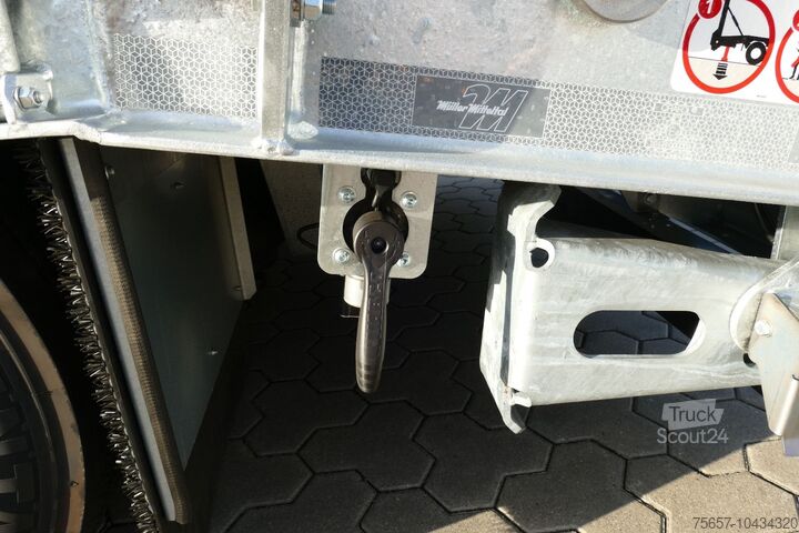 Remolque de plataforma baja MÜLLER-MITTELTAL T3 Profi 30,0 Neu, Baggerstiel, Luftfed.