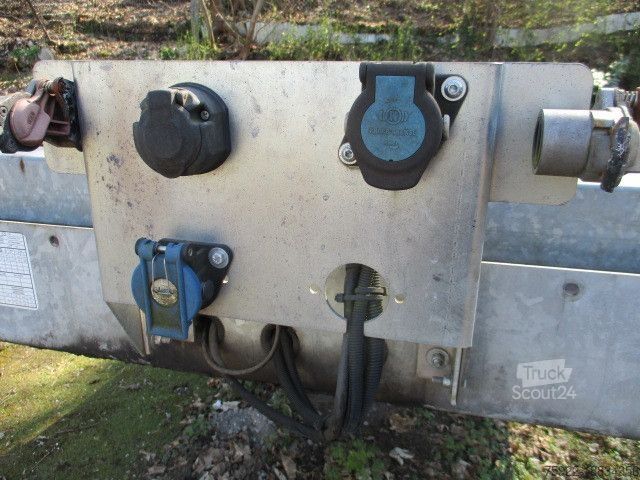 Tieflader-Sattelauflieger  N&S Tieflader
