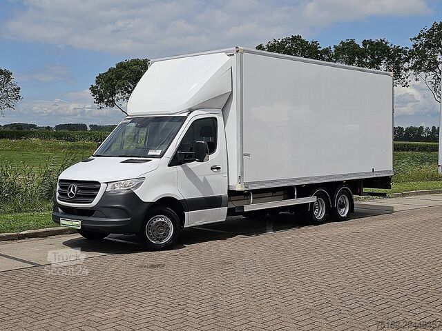 Matkalaukku MERCEDES-BENZ SPRINTER 515 ac automaat EURO6
