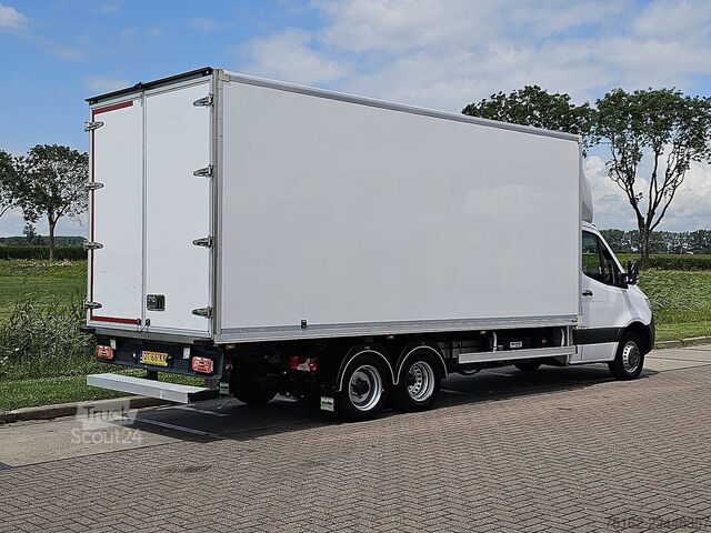Matkalaukku MERCEDES-BENZ SPRINTER 515 ac automaat EURO6