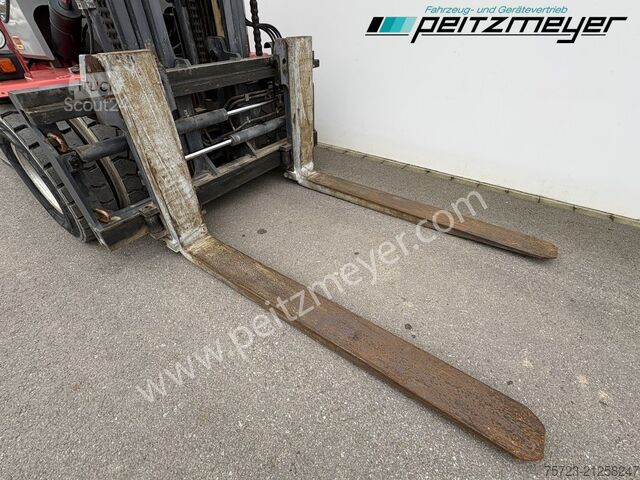 Front loader forklift Kalmar Gabelstapler DCE 160-12 Triplex