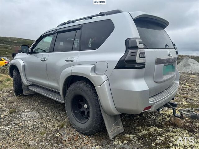 Break à toit surélevé Toyota Land Cruiser