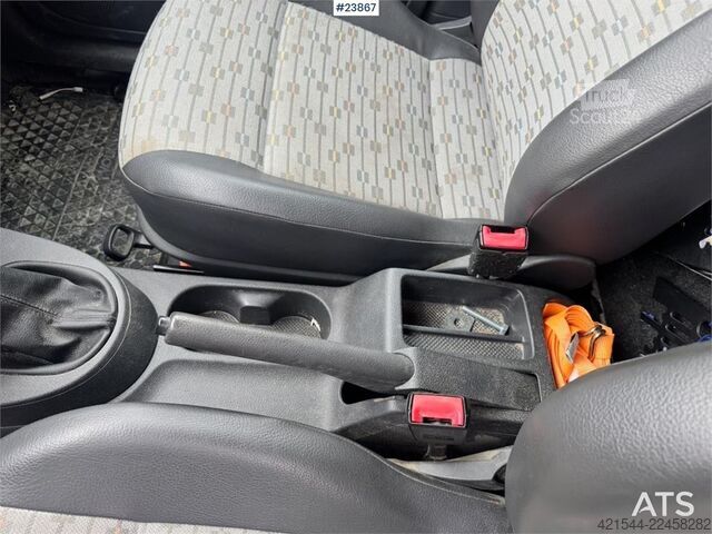 Stationvogn med højt tag VW Caddy Van – 4x4 – 110 hp