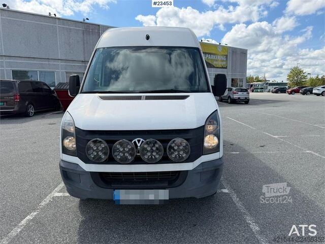 Yüksek tavanlı istasyon vagonu VW Crafter van with interior