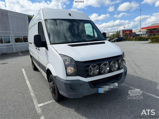 Yüksek tavanlı istasyon vagonu VW Crafter van with interior